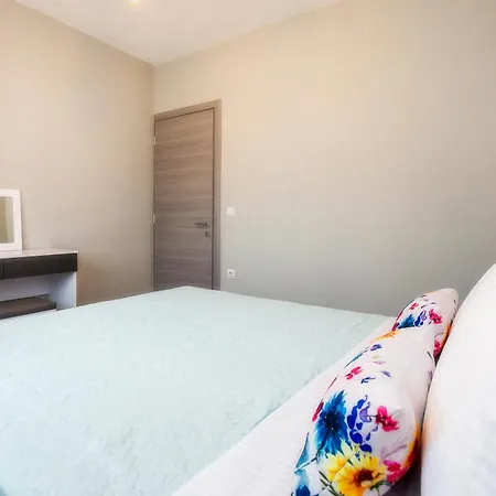 Zara شقة أستريس